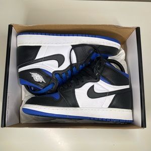 AIR JORDAN 1 RETRO HIGH OG GS 'ROYAL TOE' size 4Y